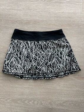 Vintage Y2K Lululemon Leaf-print Geometric Skirt Women’s Size 4